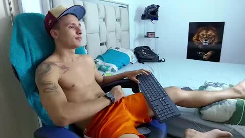 Andrew online show from 05-06-26, 03:57