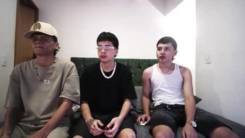 Snapshot of andrew_restrepo chatting on 09-21-25, 09:27 andrew restrepo online show from 09-21-25, 09:27