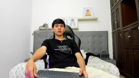 andrew restrepo online show from 03-09-26, 11:31