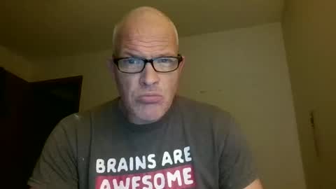 Snapshot of andrewdankenbring47 chatting on 05-28-26, 02:20 cumdaddy online show from 05-28-26, 02:20