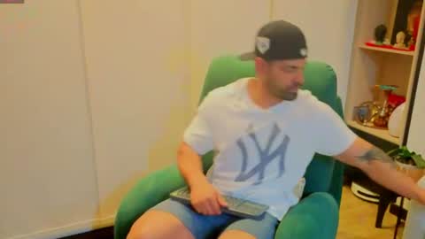 Snapshot of andrewfame chatting on 06-30-26, 12:55 Andrew online show from 06-30-26, 12:55