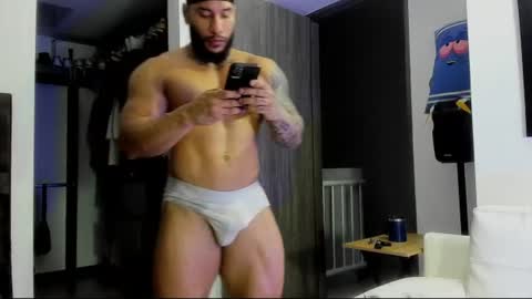 Snapshot of andrewjohnson0 chatting on 07-17-26, 04:30 Andrew Johnson online show from 07-17-26, 04:30