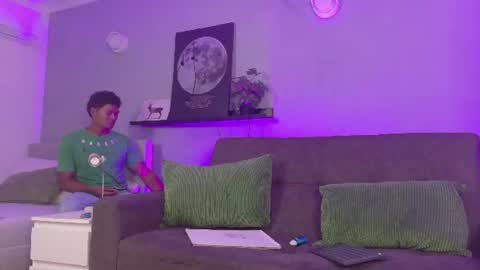 Snapshot of andrewkenoxx_ chatting on 06-18-26, 07:07 ANDREW KENNOXX online show from 06-18-26, 07:07