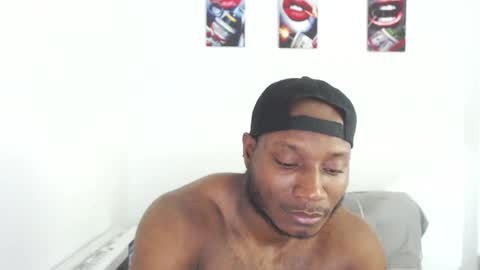 Snapshot of andrewoconnor__ chatting on 11-26-25, 12:17 Andrew Oconnor online show from 11-26-25, 12:17