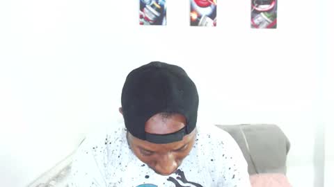 Snapshot of andrewoconnor__ chatting on 12-01-25, 02:11 Andrew Oconnor online show from 12-01-25, 02:11