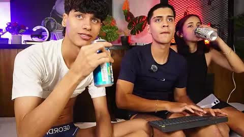 AndreWortix online show from 05-31-26, 06:10
