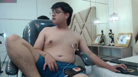 ANDREW online show from 01-25-25, 04:24