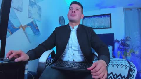 andrewstelee online show from 03-08-25, 03:06