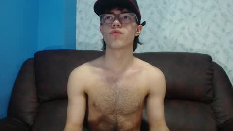 Snapshot of andreww_whitee chatting on 12-27-24, 10:37 AndreW White online show from 12-27-24, 10:37