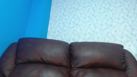 Snapshot of andreww_whitee chatting on 01-24-25, 02:49 AndreW White online show from 01-24-25, 02:49