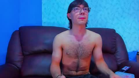 Snapshot of andreww_whitee chatting on 02-19-25, 11:57 AndreW White online show from 02-19-25, 11:57