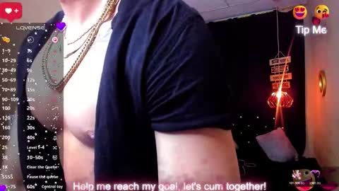      online show from 12-05-25, 03:48