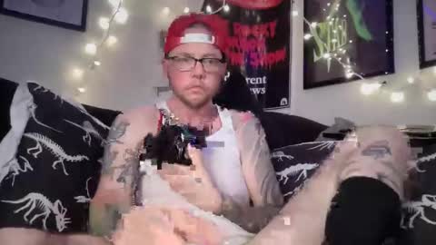 Snapshot of androxkade chatting on 02-04-26, 07:25 androxkade online show from 02-04-26, 07:25