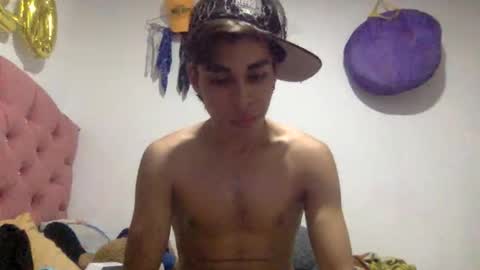 andryt31135 online show from 05-22-26, 02:08