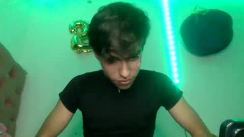 andryt31135 online show from 05-27-26, 03:47