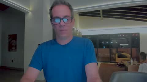 Snapshot of andy0pandi chatting on 03-05-25, 01:31 Andrew online show from 03-05-25, 01:31