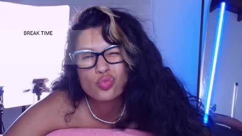 Snapshot of andy__nova chatting on 02-28-26, 07:20 andy online show from 02-28-26, 07:20