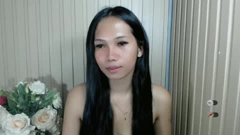 Snapshot of andy_coco chatting on 06-25-26, 10:25 Kisha online show from 06-25-26, 10:25