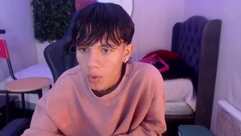 andy_dan1 online show from 02-25-25, 12:34