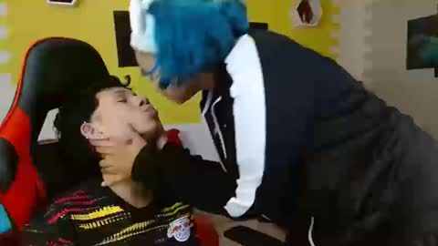 andy_dan1 online show from 10-15-25, 02:50