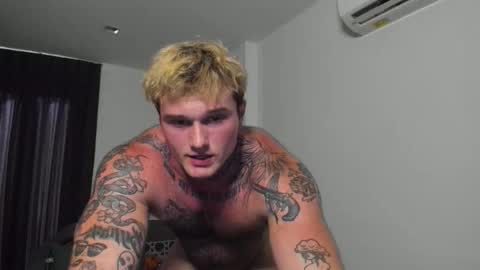 Snapshot of andy_hunk chatting on 03-28-26, 09:09 Andrew online show from 03-28-26, 09:09