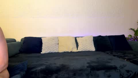 andy_velvet online show from 05-17-26, 09:44