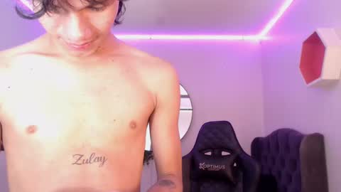 Snapshot of andyanddant chatting on 03-06-25, 05:11 andyanddant online show from 03-06-25, 05:11