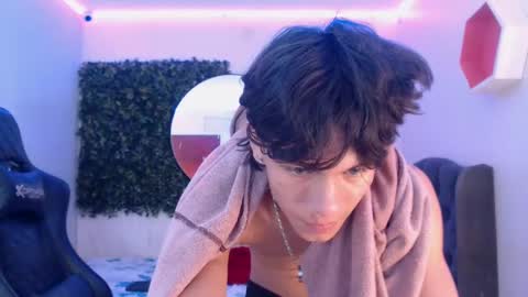 Snapshot of andyanddant chatting on 03-12-25, 04:02 andyanddant online show from 03-12-25, 04:02