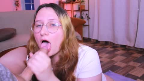 Cherry online show from 11-25-25, 04:23