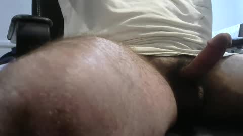 Snapshot of andychow381213 chatting on 10-05-25, 01:37 andychow381213 online show from 10-05-25, 01:37