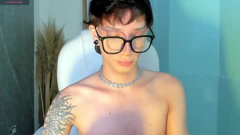Snapshot of andywiills chatting on 05-21-26, 11:12 Andy online show from 05-21-26, 11:12