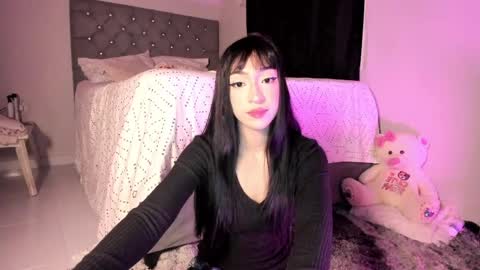          online show from 04-28-26, 02:27