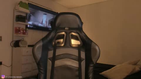      online show from 11-15-25, 05:38