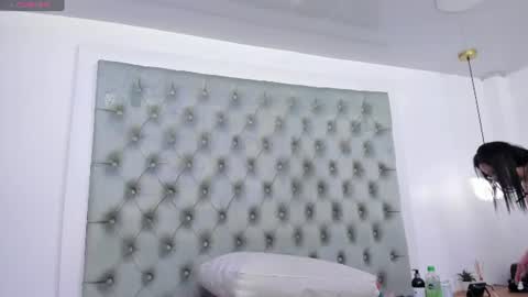 Snapshot of anette_cooper chatting on 07-01-26, 02:35 anette_cooper online show from 07-01-26, 02:35
