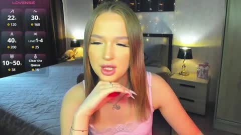 Snapshot of anfisalorns chatting on 07-17-26, 12:01 Anfisa online show from 07-17-26, 12:01