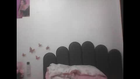 ange011 online show from 04-01-26, 05:52