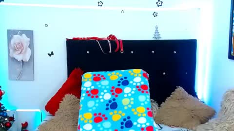 Snapshot of ange_drty chatting on 12-01-24, 10:21 ange_drty online show from 12-01-24, 10:21