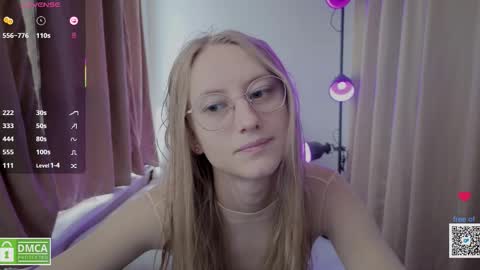 angeellina online show from 10-17-25, 09:23