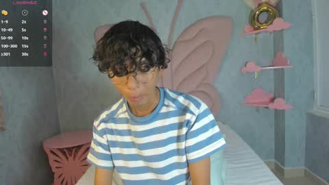   online show from 03-11-25, 03:26