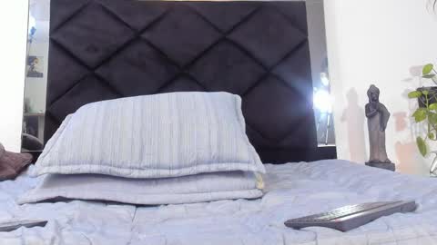 Snapshot of angel_adamx chatting on 06-07-26, 05:11 Angel online show from 06-07-26, 05:11