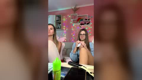 Snapshot of angel_and_demon0304 chatting on 07-10-26, 04:39 Ivanna and Jessica online show from 07-10-26, 04:39