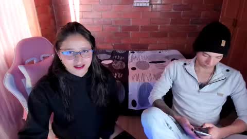 Angel y Yessi online show from 01-15-25, 10:24