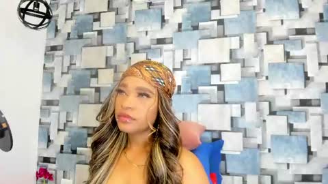 Snapshot of angel_dthroat chatting on 06-17-26, 12:07 ANGHEL online show from 06-17-26, 12:07