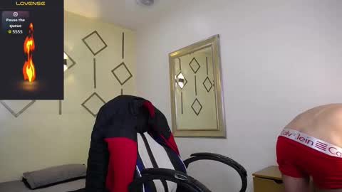 Angel Dusstt online show from 11-22-25, 12:04