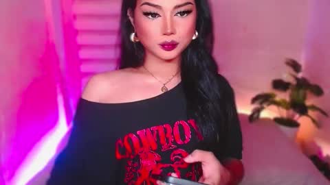 Snapshot of angel_eloaxx chatting on 06-02-26, 08:33 Angel online show from 06-02-26, 08:33