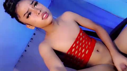 Snapshot of angel_grace18 chatting on 06-23-26, 06:39 angel_grace18 online show from 06-23-26, 06:39