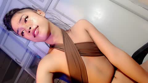 angel_grace18 online show from 06-30-26, 10:16