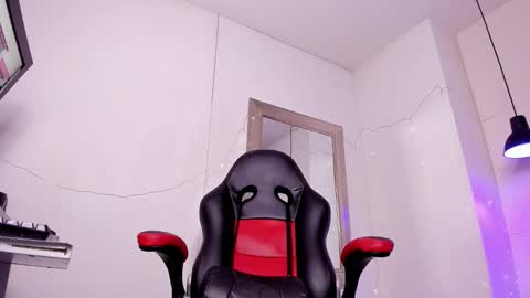 angel hardy online show from 11-07-25, 12:05