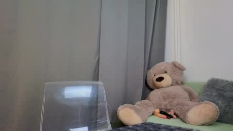 Snapshot of angel_hot777 chatting on 02-04-26, 06:36 Gabriella online show from 02-04-26, 06:36