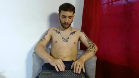 Snapshot of angel_kyrozz chatting on 10-10-25, 07:24 angel_kyrozz online show from 10-10-25, 07:24